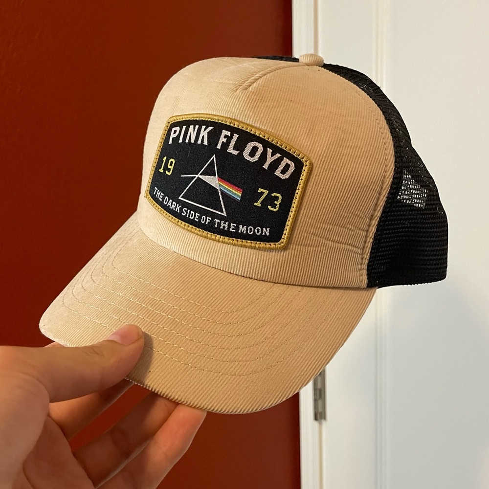 Pink Floyd Men’s Official The Dark Side‎ of the Moon Album Mesh Back Hat